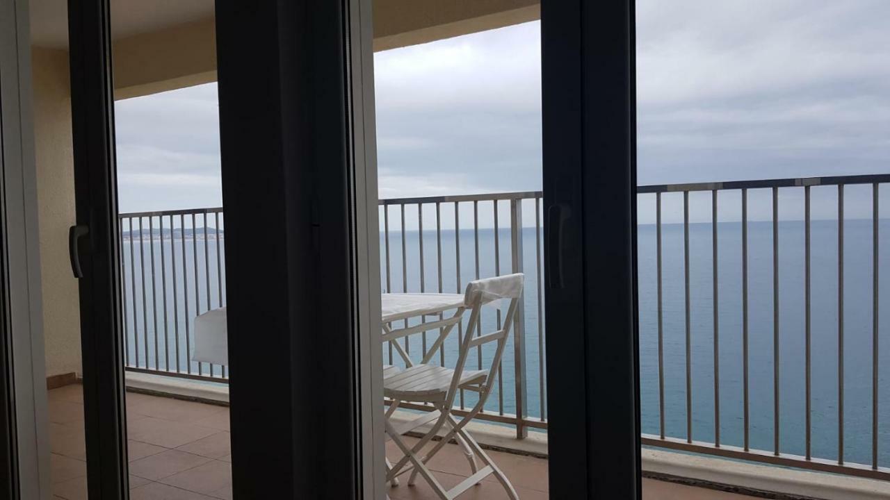 Apartamento En Primera Linia Vistas Al Mar Platja d'Aro Dış mekan fotoğraf